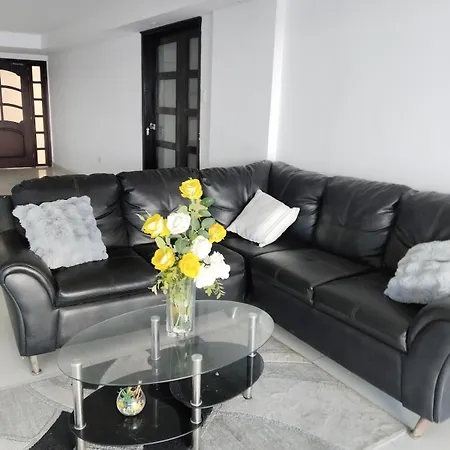 Apartamento Grande En El Laguito
